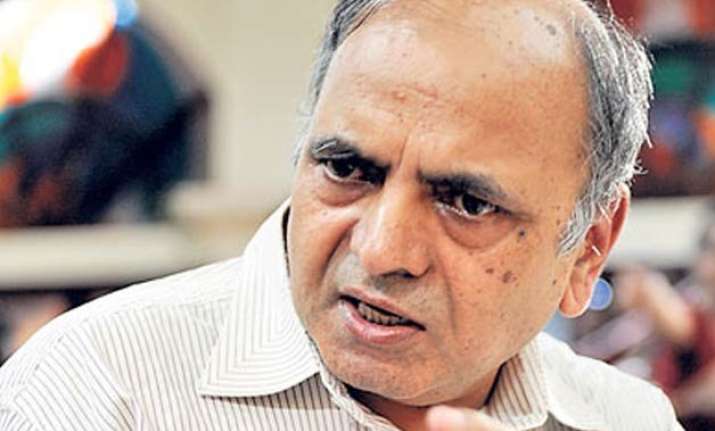 gujarat based writer ganesh devy returns sahitya akademi