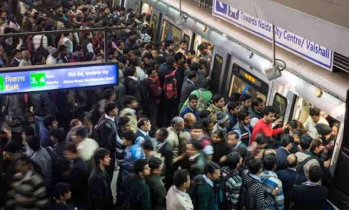 delhi metro s rajiv chowk and kashmere gate made wifi