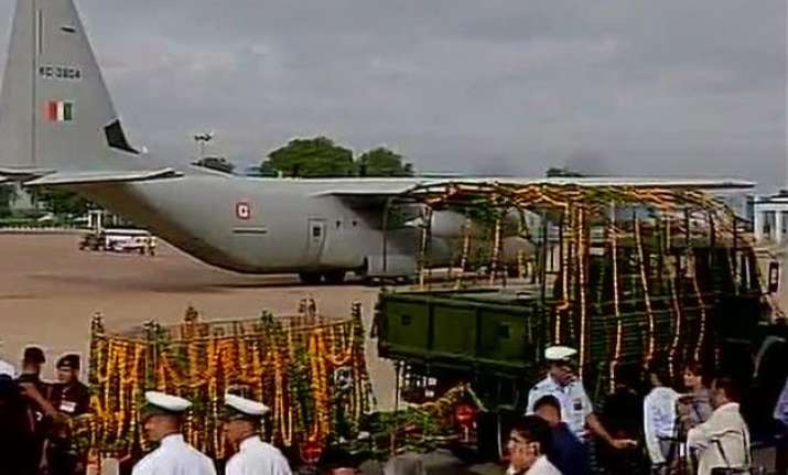 apj abdul kalam s mortal remains arrive in rameswaram