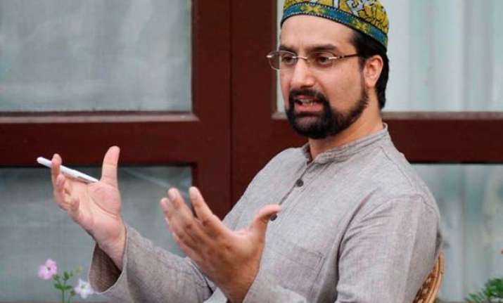 hurriyat leader mirwaiz to attend pakistan day function in