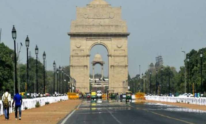 india gate right place to build war memorial antony