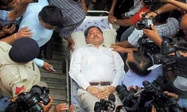 ishrat top cop arrives in court on stretcher gets relief