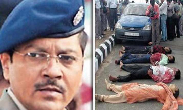 ishrat encounter pp pandey hospitalised in ahmedabad