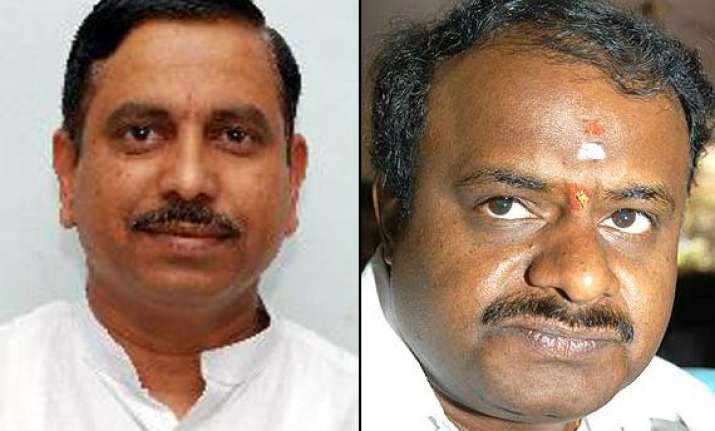 jd s bjp dilemma over anti congress front in karnataka