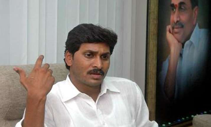 jagan dares congress to go for mid term elections