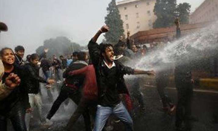 journalists face brunt of police action during protests