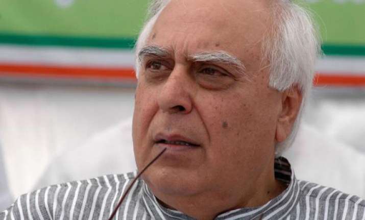 kapil sibal writes poetry