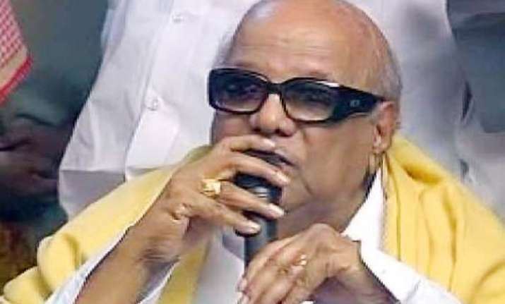 karunanidhi downplays pmo gesture to jaya