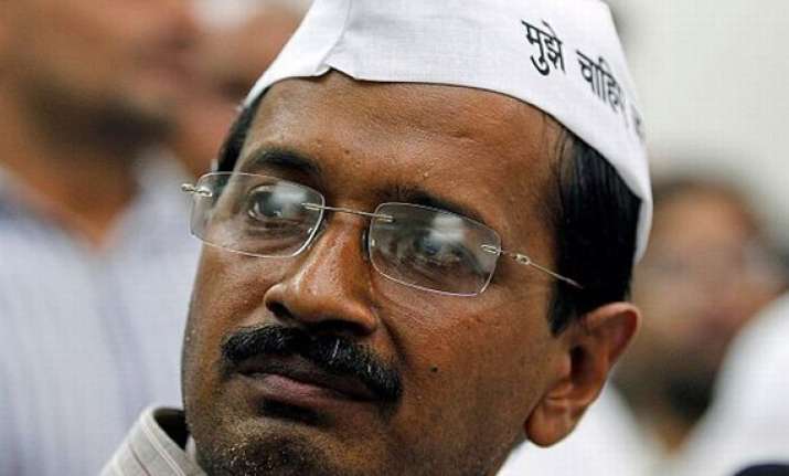 kejriwal heads to punjab for poll campaigning