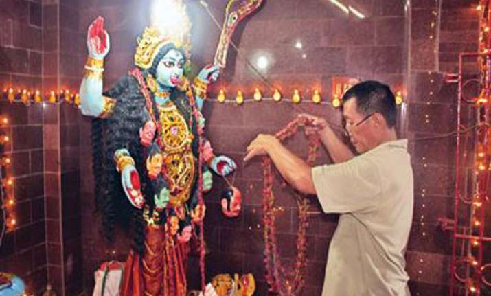 kolkata s kali temple where noodles are prasad