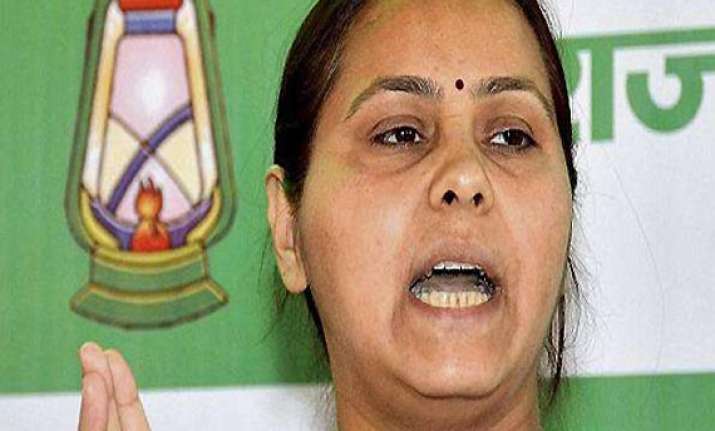 ls polls 2014 lalu s daughter hires two iitians to manage