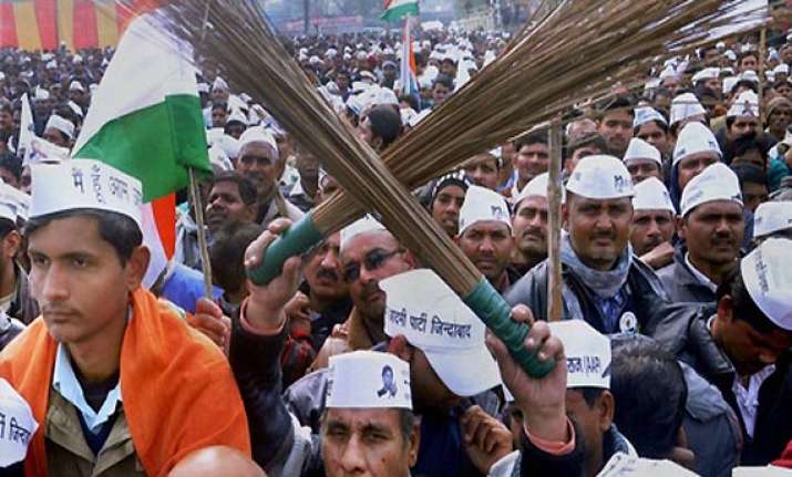 7 ls candidates of aap face severe poll fund crunch in