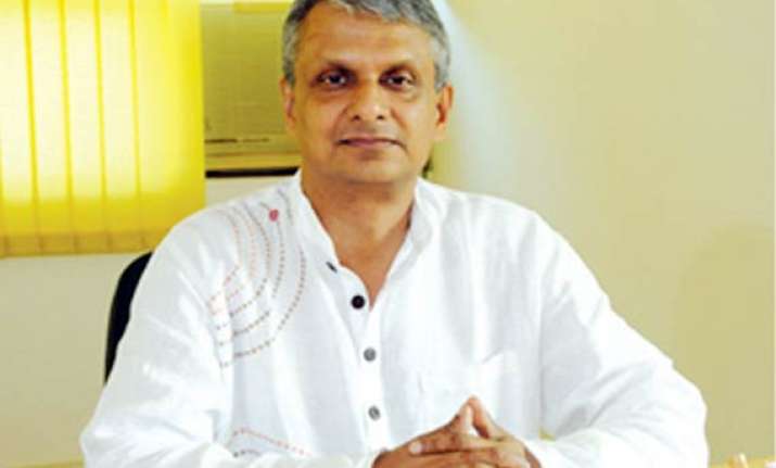 ls member takes jibes at govt over resolution on lokpal