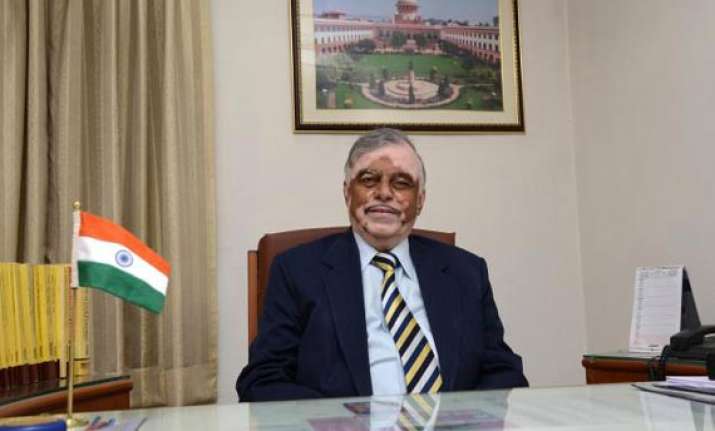 law is more than a professional pursuit cji tells students