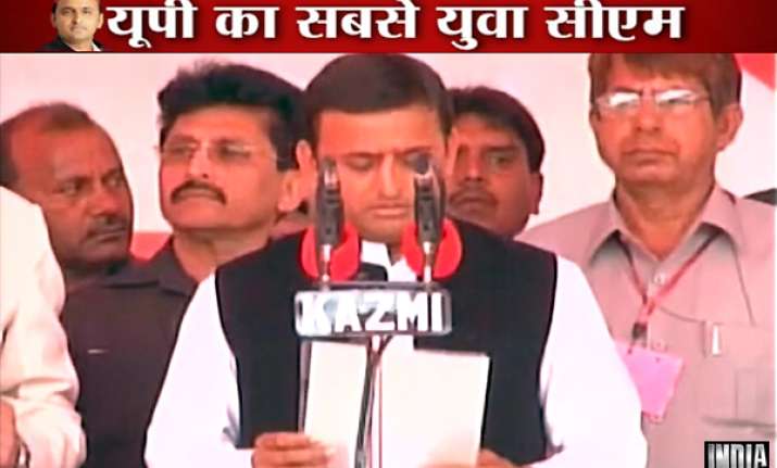 akhilesh yadav sworn in up chief minister