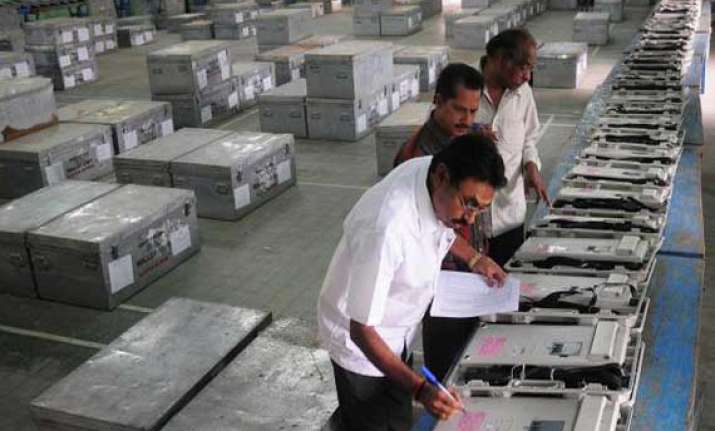 lok sabha polls in five phases in bengal