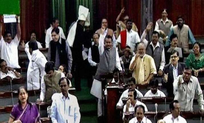 lok sabha adjourned twice because of telangana
