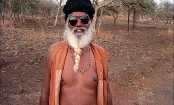 lone voter in gir why this temple priest is one of india s