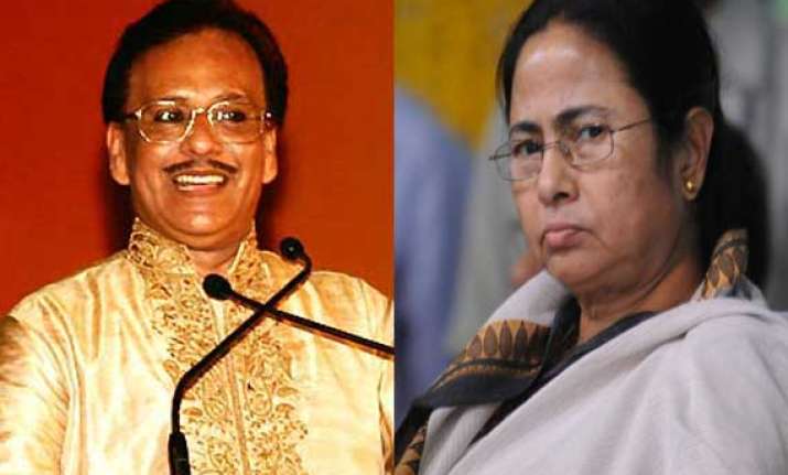 magician p.c.sorcar gets poll panel notice for mamata