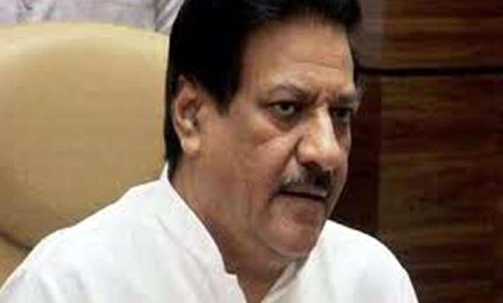 maharashtra cm condoles death of indian soldier from