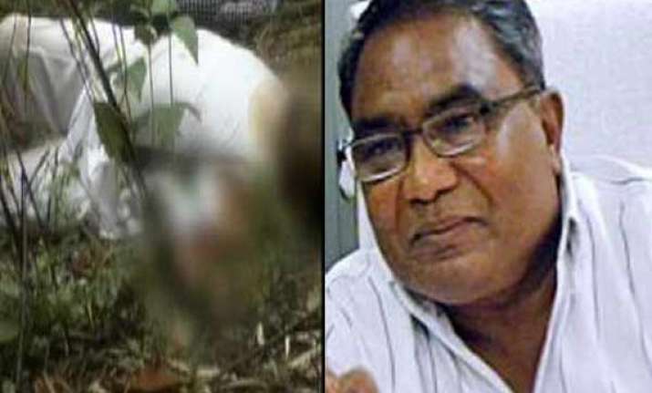 mahendra karma had only six guards with him when maoists