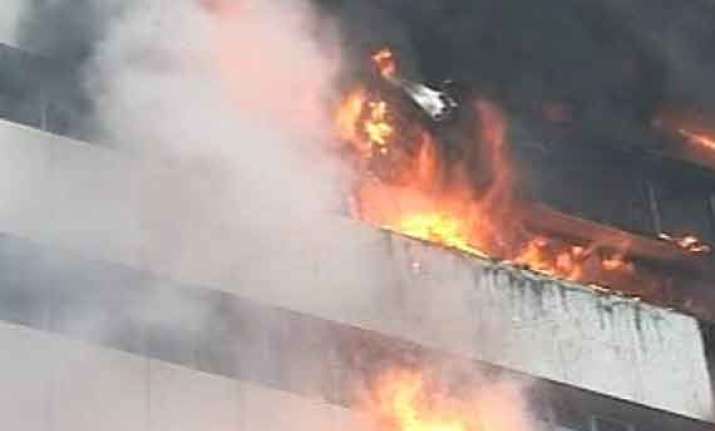 major fire at pune mall