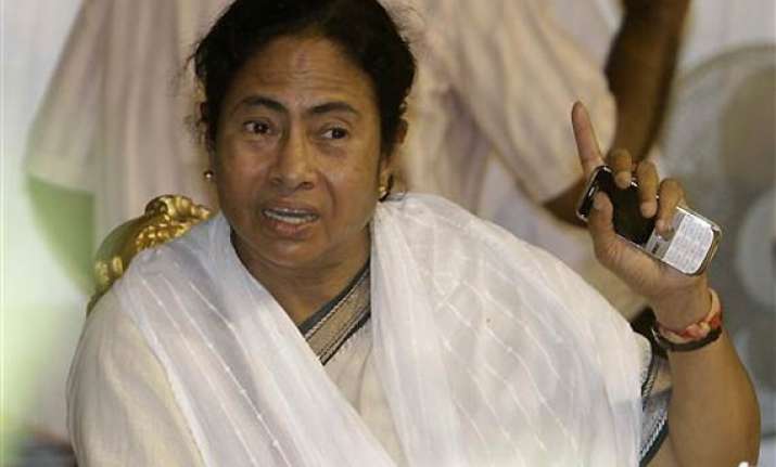 mamata orders probe into phone tapping during lf regime