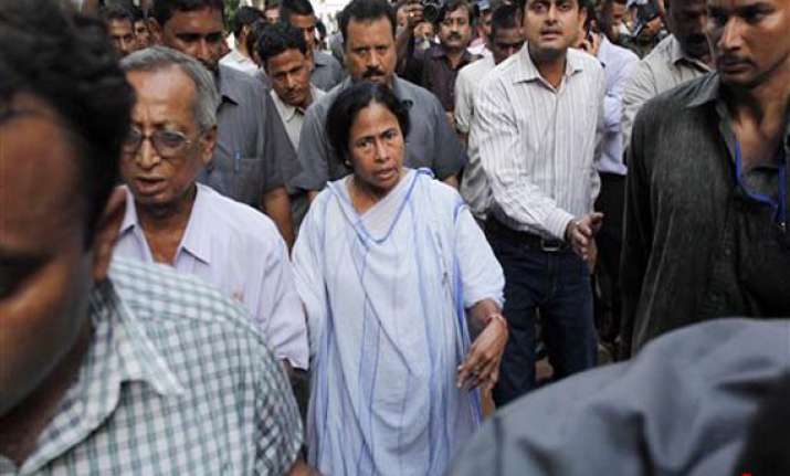mamata will breathe life into bengal economy says amit mitra
