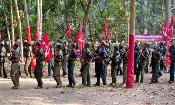 maoists extend support to ramdev