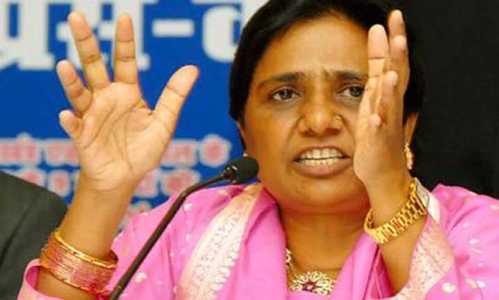 mayawati announces support to tomorrow s fdi bandh