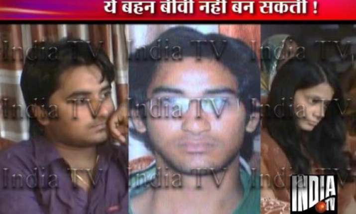 meerut husband tries to unite lovers but boy dumps girl