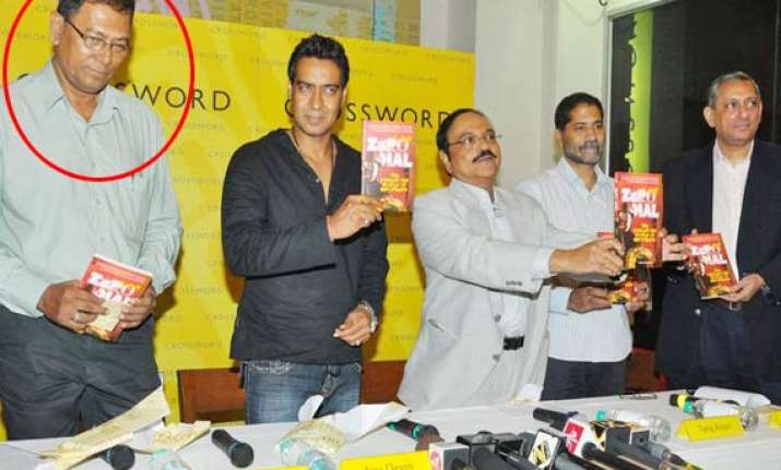 investigative journalist who covered mumbai underworld shot