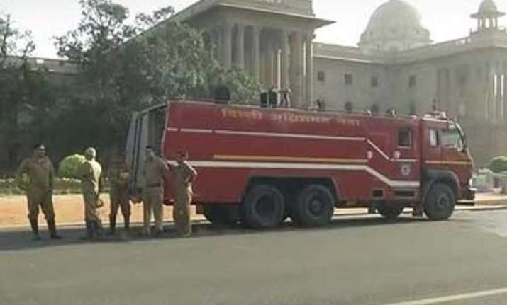 minor fire reported at pmo