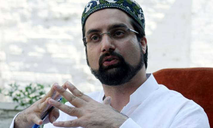 mirwaiz placed under house arrest in srinagar