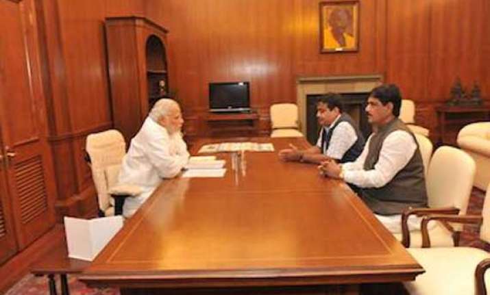 modi meets ministers holding infra portfolios