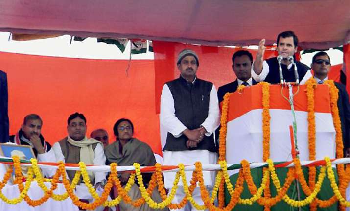 mulayam eager on tie up with cong says rahul