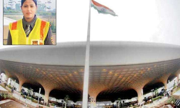 mumbai airport guard banned for complaining about torn