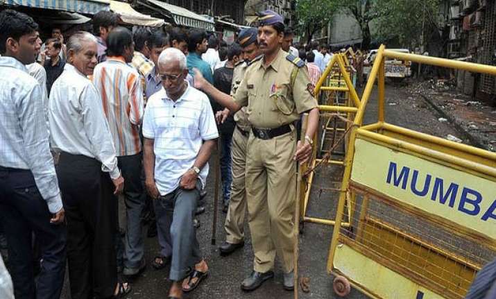 mumbai blasts 65 diamonds recovered from opera house site
