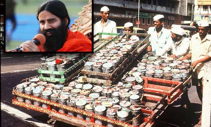 mumbai dabbawalas support baba ramdev