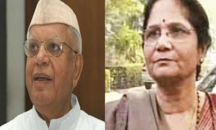n.d. tiwari meets his woman companion