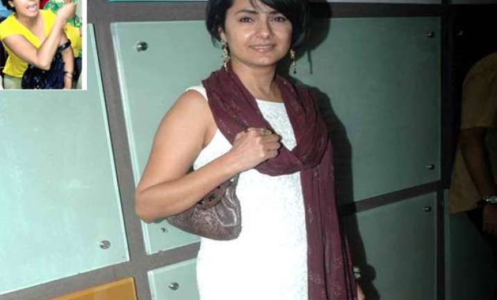 ncp women activists rough up kitu gidwani
