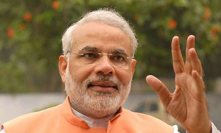 narendra modi centre expects discipline from hazare not
