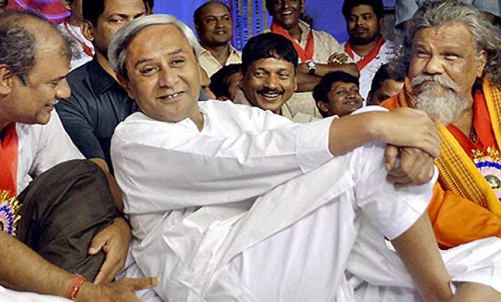 naveen moots new front dubs upa as discredited