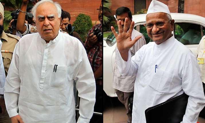 new differences on lok pal emerge both sides to exchange