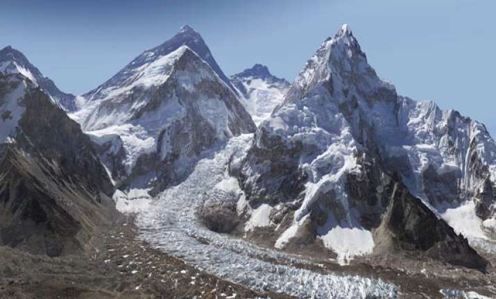 nine more climbers from north east scale mt everest