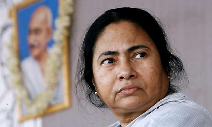 no division of west bengal mamata