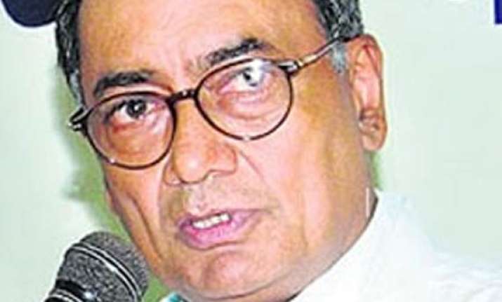 no gag order on congress leaders says digvijay
