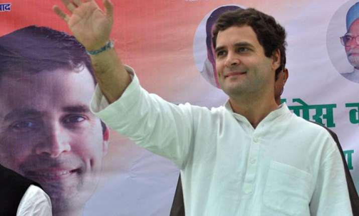 non cong govts plundered up s wealth for 22 years alleges