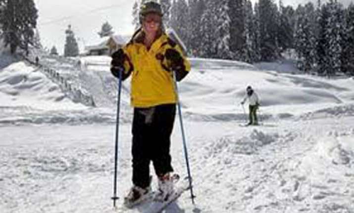 now foreigners can register online in himachal