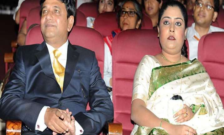 odisha police seek remand of saradha bosses